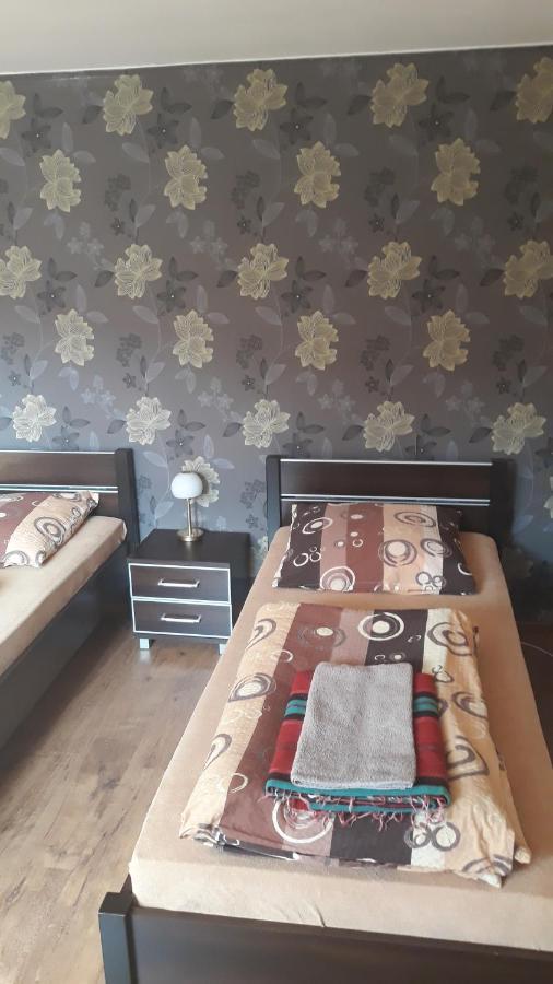 Antonowka "Pod Dudziarzem" Apartment Radomierz Exterior photo